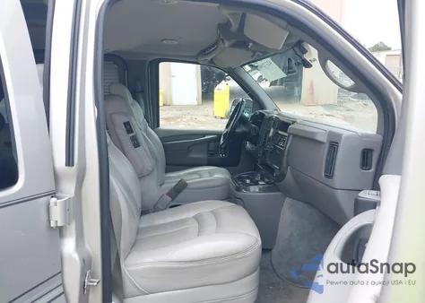 2005 GMC Savana Upfitter z USA, uszkodzony, nr VIN 1GDFH15TX51153039